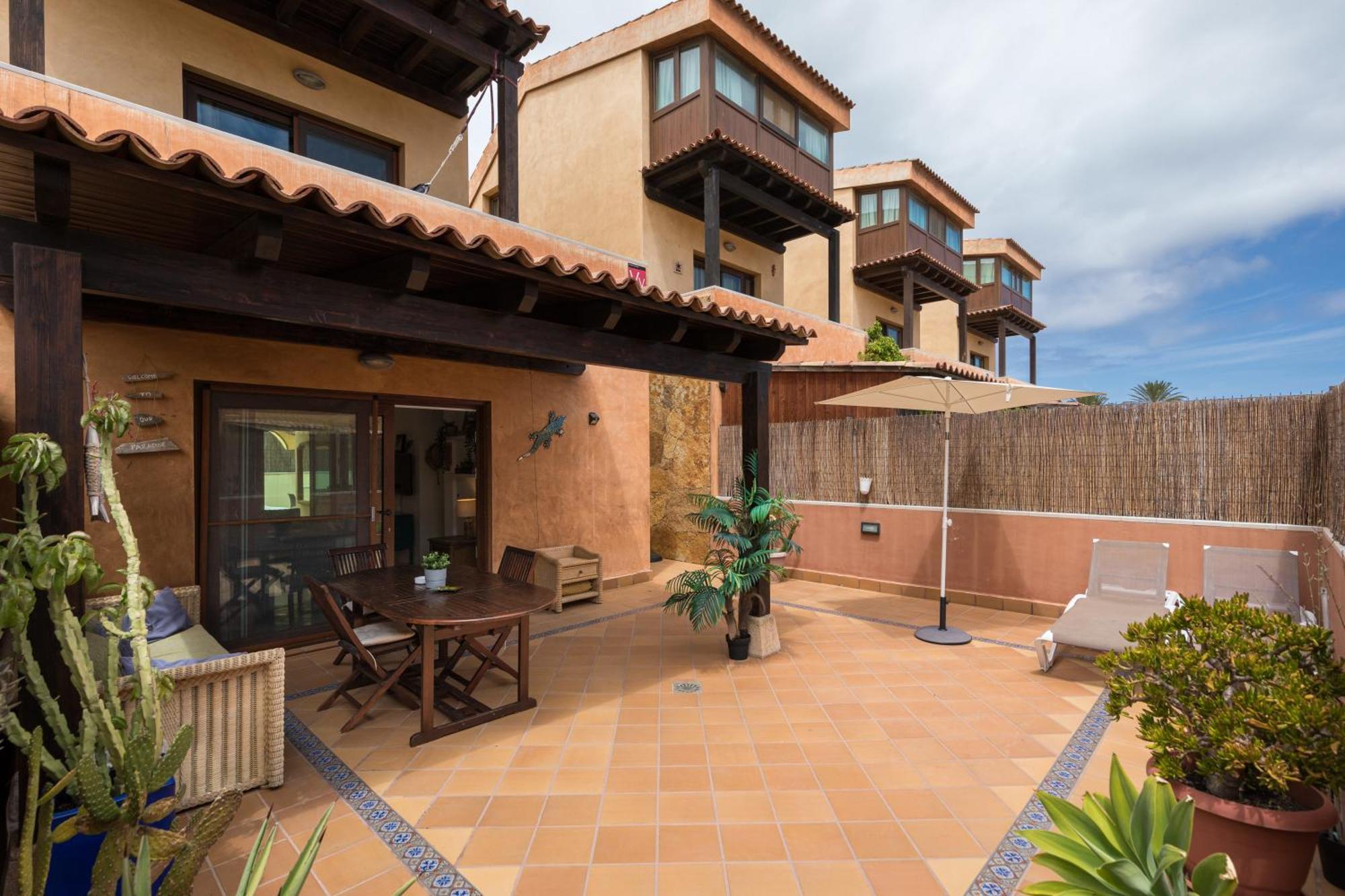 Sunset Beach 4 Bedroom Villa 200M To Beach+Fast Wifi كوراليهو المظهر الخارجي الصورة